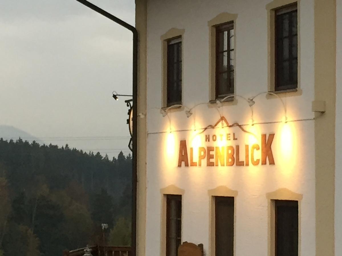 Hotel Alpenblick Riedering Экстерьер фото
